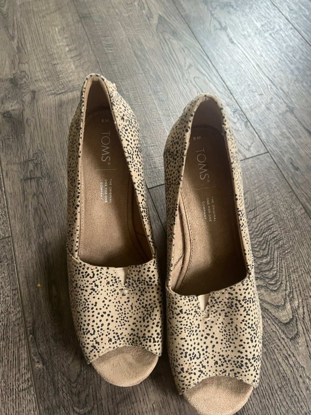 2 pair Tom’s wedge heels denim metallic copper and animal print EUC size 8 - Picture 8 of 13